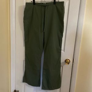 ⭐️3/$10⭐️ EUC Cherokee women’s scrub pants elastic and drawstring waistband